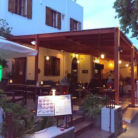 Mango Rooms Rhodes City Esterno foto