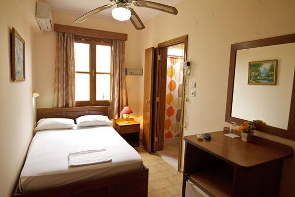 Mango Rooms Rhodes City Esterno foto