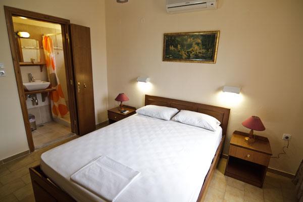 Mango Rooms Rhodes City Esterno foto